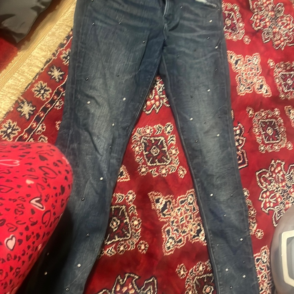 It’s express Jean brand new very expensive